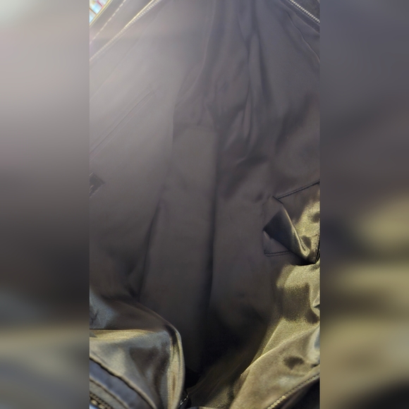 BENTLEY Large Black Leather tote bag - Picture 14 of 15